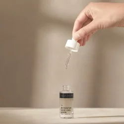 Restorative Hand + Nail Serum med hyaluronsyre, kamille &amp; mandelprotein