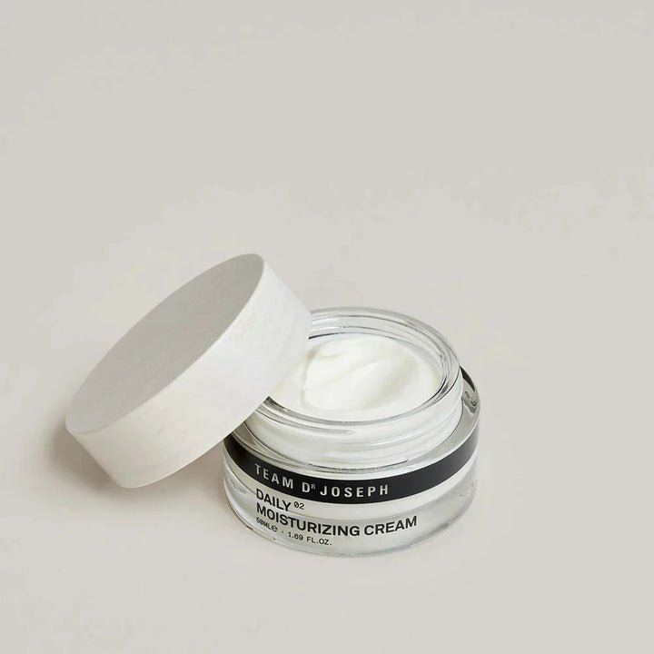 Daily Moisturizing Cream med hyaluronsyre &amp; planteekstrakter  50 ml