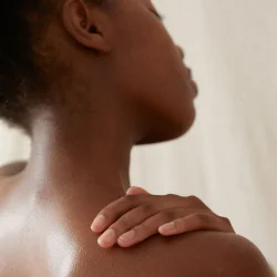 Pure Hydrating Body Lotion 200 ml  let fugtgivende bodylotion til daglig pleje