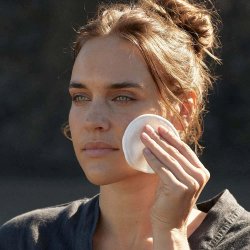 Gentle Cleansing Oil med jojoba &amp; abrikos  50 ml